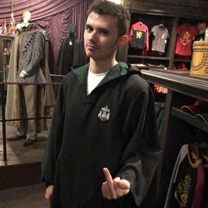 Meet your Posher, Nicholas